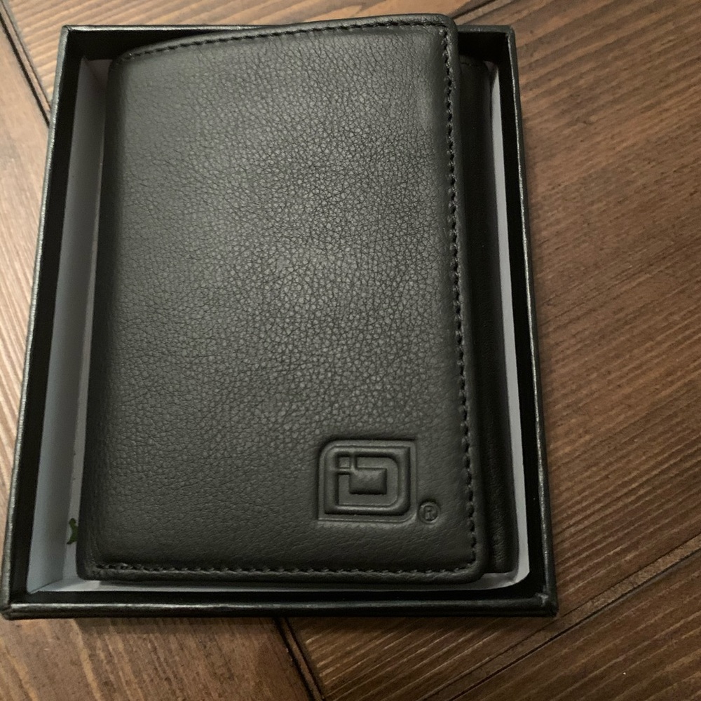 Men’s Leather Wallet